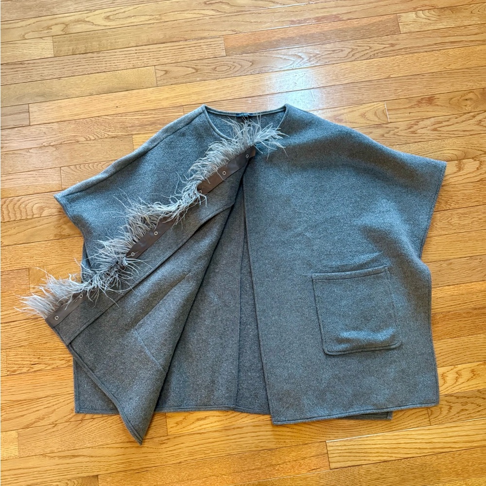 Talbots Soft Gray Knit Cape - Picture 2 of 4
